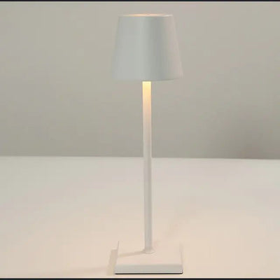 Vintage Aluminum LED Desk Lamp - LeTechnio